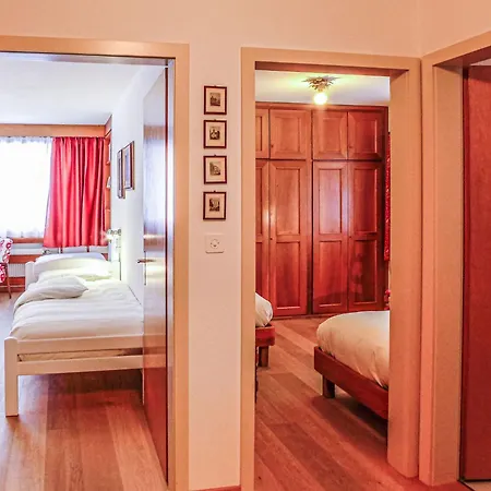 Chesa Arlas E2 By Interhome