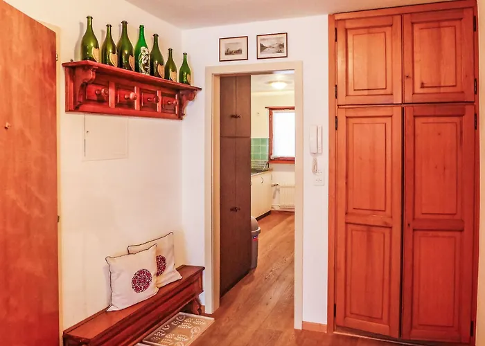 Apartment Chesa Arlas E2 By Interhome