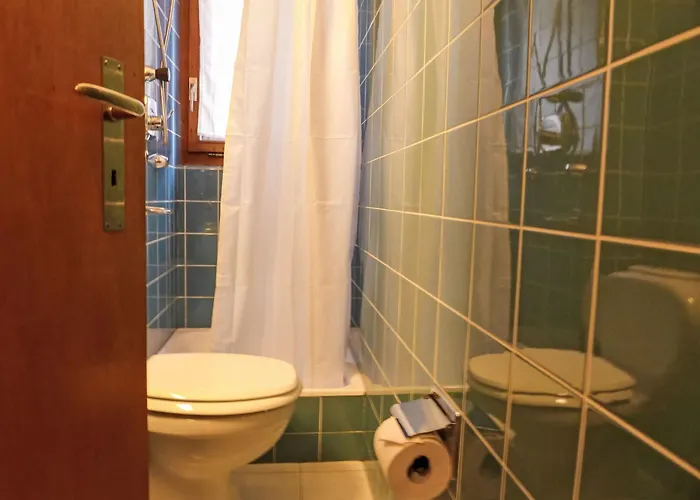 Chesa Arlas E2 By Interhome *